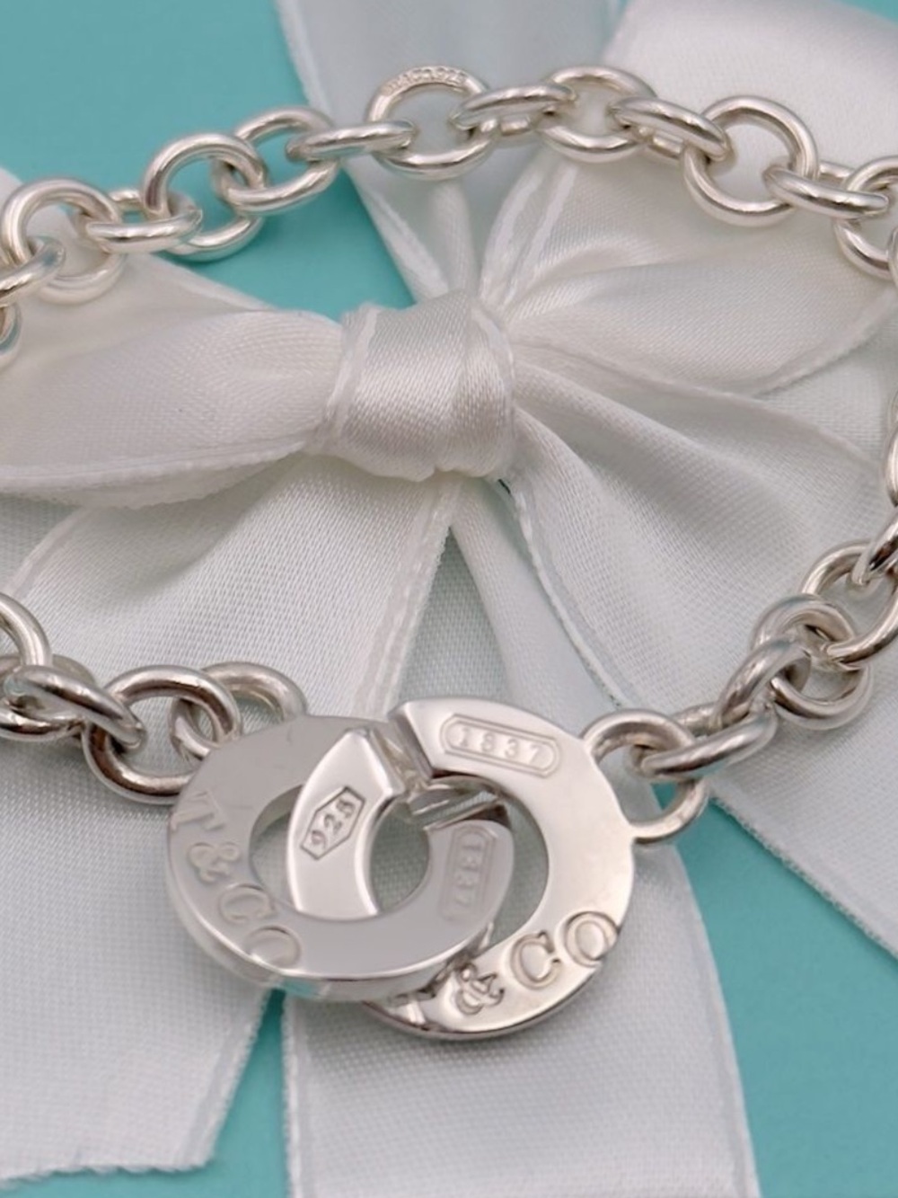 Tiffany & Co T&CO. 1837 Interlocking Circle Toggle Bracelet Sterling Silver 925 - Picture 6 of 10